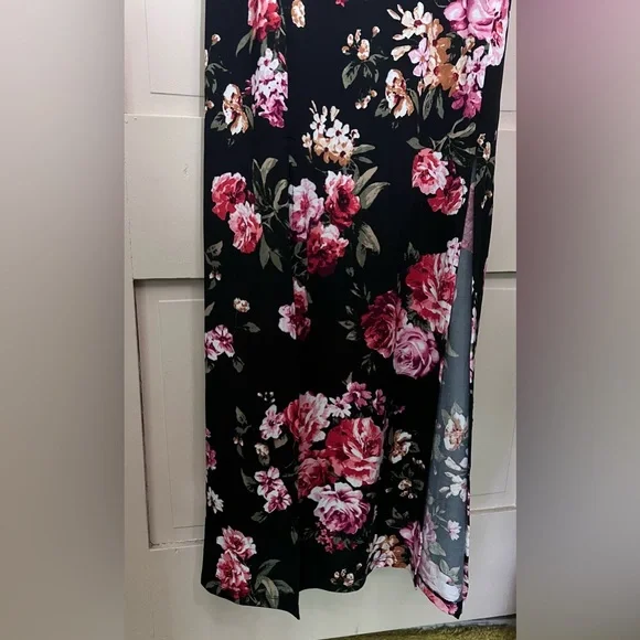 Floral Dress - Picture 2 of 6